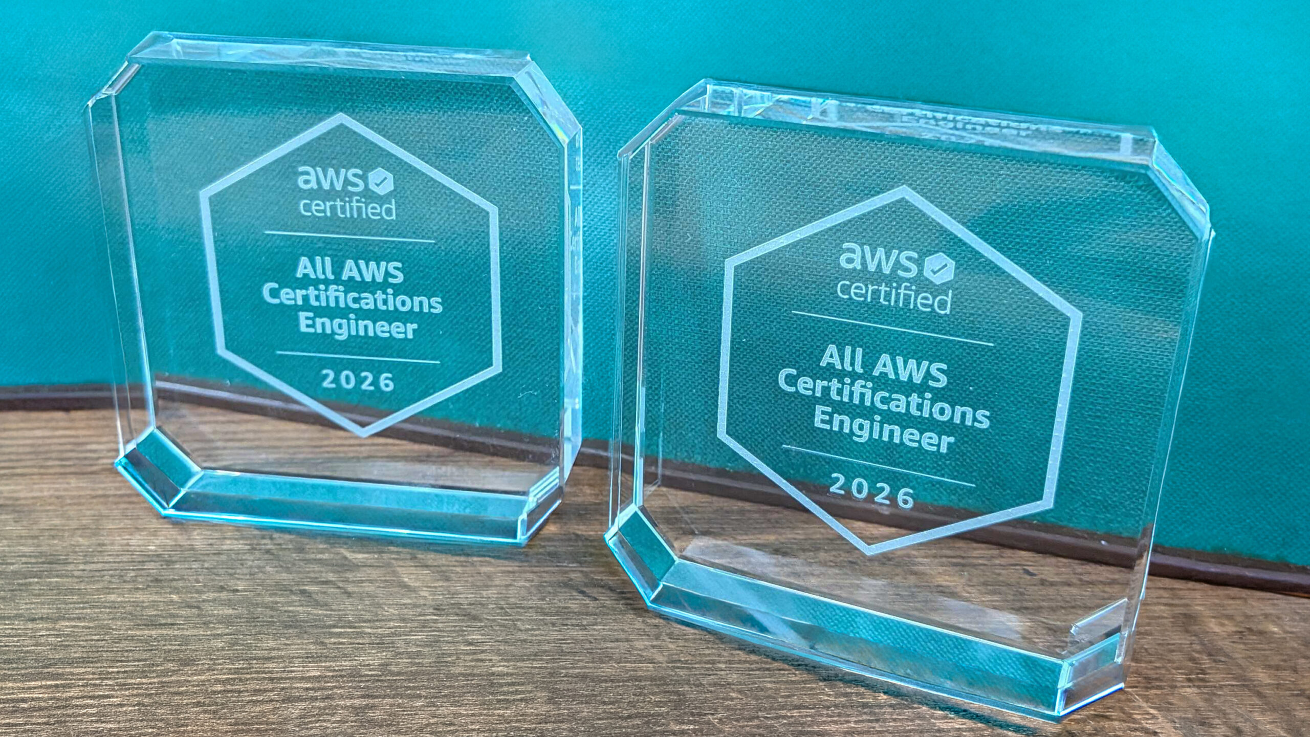 「2026 Japan AWS All Certifications Engineers」に弊社エンジニア2名が選出されました